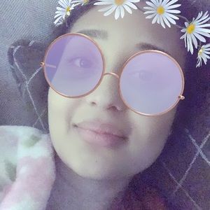 Meet your Posher, Megan